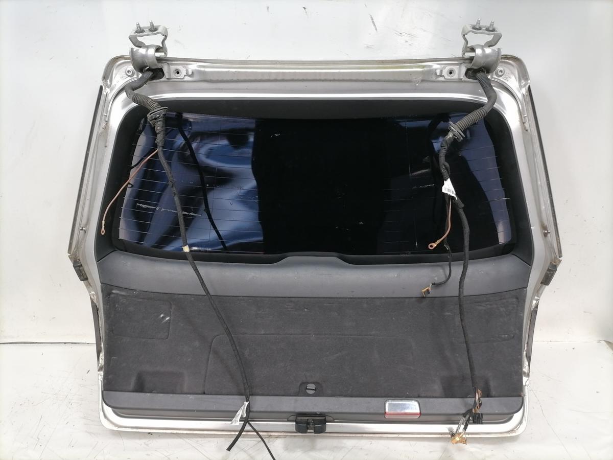 Audi A4 8E B7 original Heckklappe mit Heckscheibe Lichtsilber LY7W Kombi Avant Bj.2006